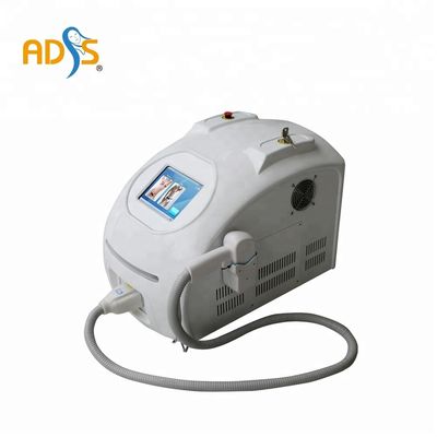 755nm 808nm 1064nm آلة إزالة الشعر بالليزر ديود للعيادة / الصالونات