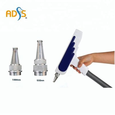 OEM / ODM Q Switch Yag Laser Tattoo Removal Machine ضمان سنتان